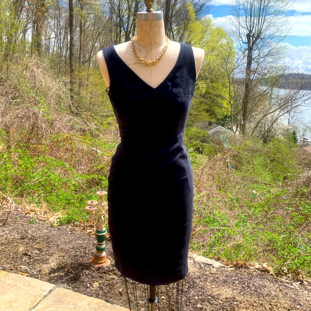 Vince Camuto designer dress size 4, like new worn once navy blue